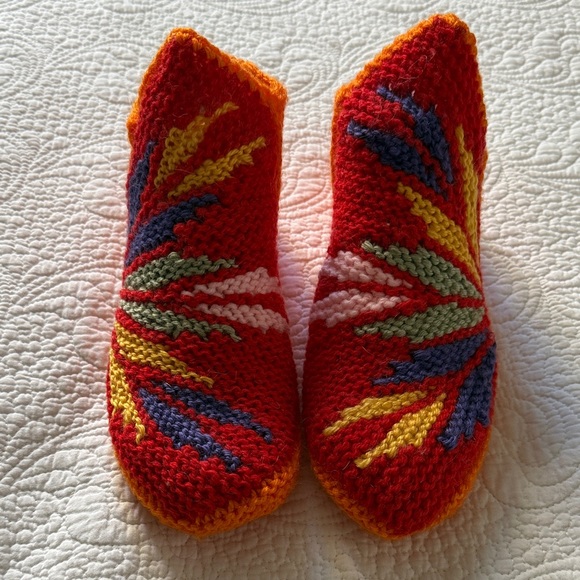Handmade Accessories - Handmade Red Knit Slippers with Multicolor Leaf Pattern
